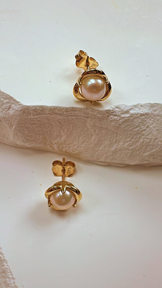 9KT YG PEARL EARRINGS GR028