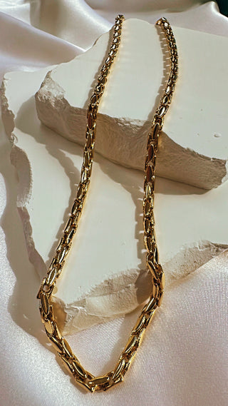 9KT YG NECKLACE GR 051