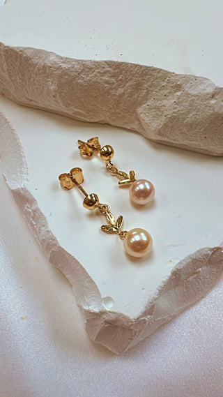 9KT YG PEARL EARRINGS GR032