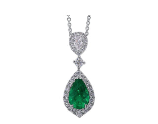 18KT WG EMERALD AND DIAMOND PENDANT