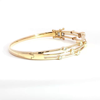 18K YELLOW GOLD DIAMOND BANGLE