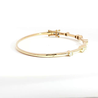 18K YELLOW GOLD DIAMOND BANGLE