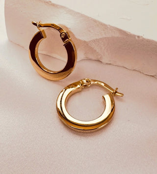 9KT HOOP EARRINGS . CODE GR026