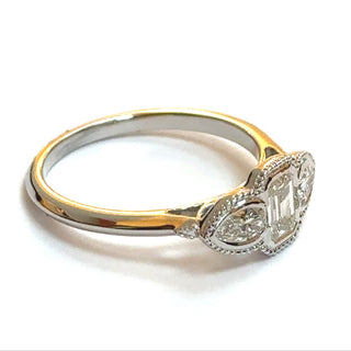 18KT WG DIAMOND RING
