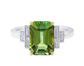 18KT WYG OLIVE GREEN TOURMALINE AND DIAMOND RING