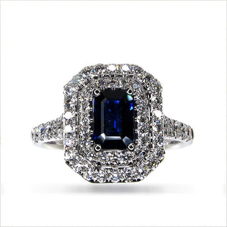 18 Kt White Gold Sapphire Ring