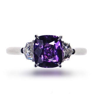 18 Kt White Gold Purple Sapphire and Diamond Ring