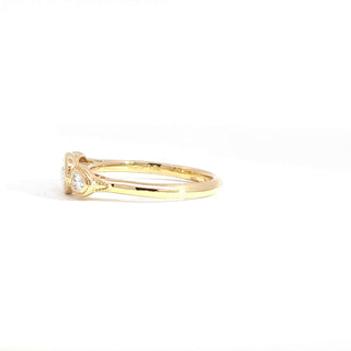 18K YELLOW GOLD DIAMOND RING