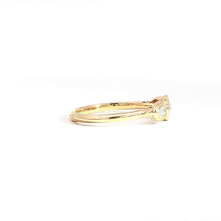 18K YELLOW GOLD DIAMOND RING