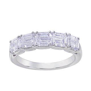 18 Kt White Gold Diamond Ring