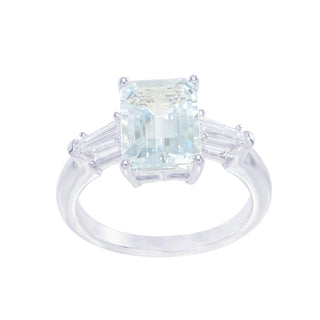 18 Kt White Gold Aquamarine and Diamond Ring