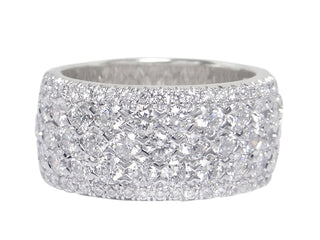 18 Kt White Gold Diamond Ring