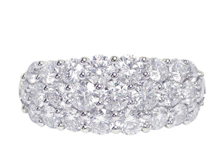 18 Kt White Gold Diamond Ring