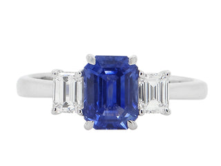18 Kt White Gold Sapphire and Diamond Ring