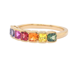 18KT YG RAINBOW SAPPHIRE RING