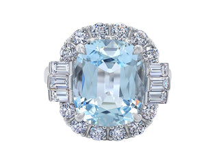 18T WG AQUAMARINE AND DIAMOND RING