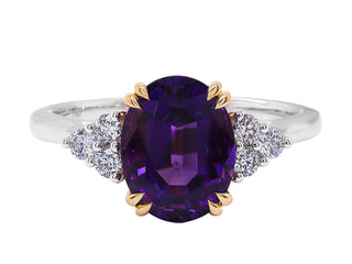 18KT WYG AMETHYST AND DIAMOND RING