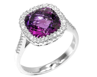 18 Kt White Gold Fine Amethyst and Diamond Ring