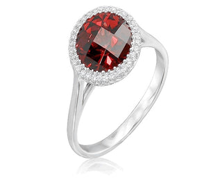 18 Kt White Gold Garnet and Diamond Ring