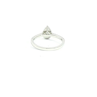PLATINUM DIAMOND ENGAGEMENT RING