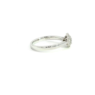 PLATINUM DIAMOND ENGAGEMENT RING