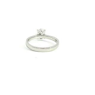 PLATINUM DIAMOND ENGAGEMENT RING