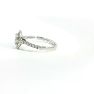 PLATINUM DIAMOND ENGAGEMENT RING