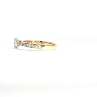 18K WHITE YELLOW GOLD DIAMOND RING