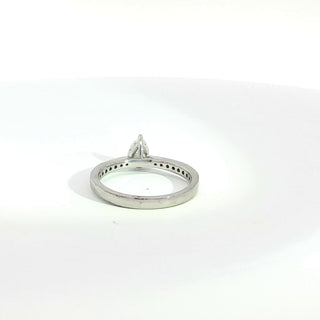 PLATINUM DIAMOND ENGAGEMENT RING
