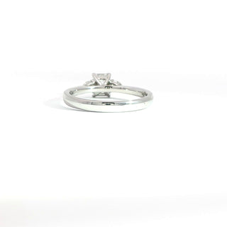 PLATINUM DIAMOND RING