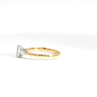 18K YELLOW GOLD PLATINUM HEAD DIAMOND RING