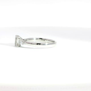 PLATINUM DIAMOND RING