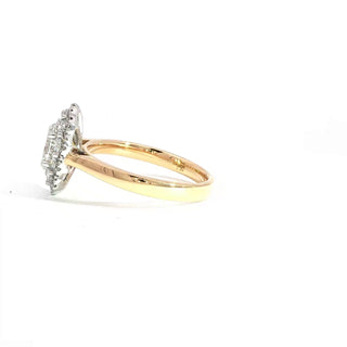 18K YELLOW GOLD WHITE HEAD DIAMOND RING