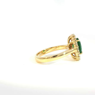 18K Yellow Gold Sapphire and Diamond Ring