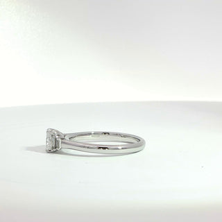 PLATINUM DIAMOND RING