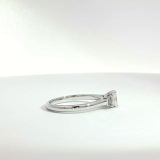 PLATINUM DIAMOND RING