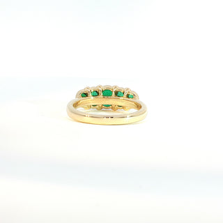 18K YELLOW GOLD EMERALD DIAMOND RING