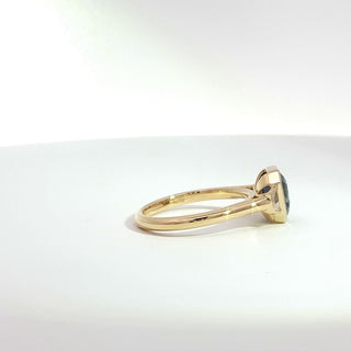 18K YELLOW GOLD SAPPHIRE DIAMOND RING