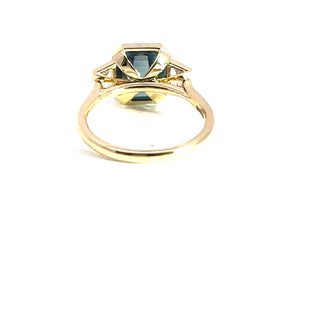 18KT YELLOW GOLD TEAL SAPPHIRE AND DIAMOND RING