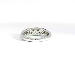 18K WHITE GOLD DIAMOND RING
