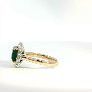 18K Yellow Gold Sapphire and Diamond Ring