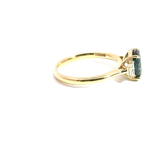 18KT YG TEAL SAPP AND DIAMOND RING