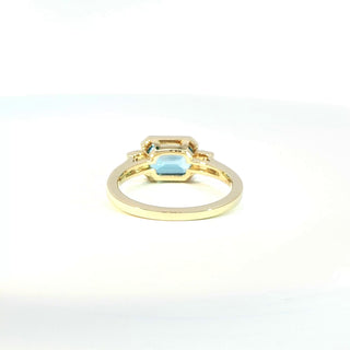 9KT YELLOW GOLD BLUE TOPAZ DIAMOND RING