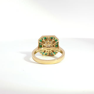 18K WHITE YELLOW GOLD EMERALD DIAMOND RING