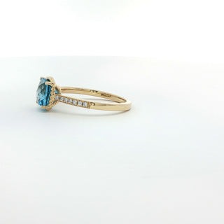 9KT YELLOW GOLD BLUE TOPAZ DIAMOND RING