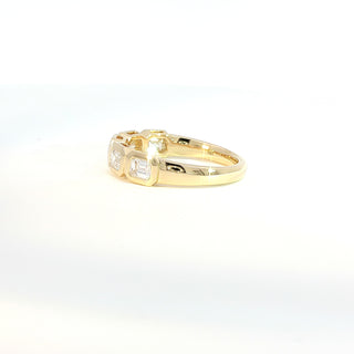18K YELLOW GOLD DIAMOND RING