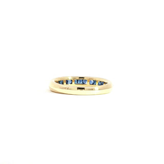 18K YELLOW GOLD SAPPHIRE RING